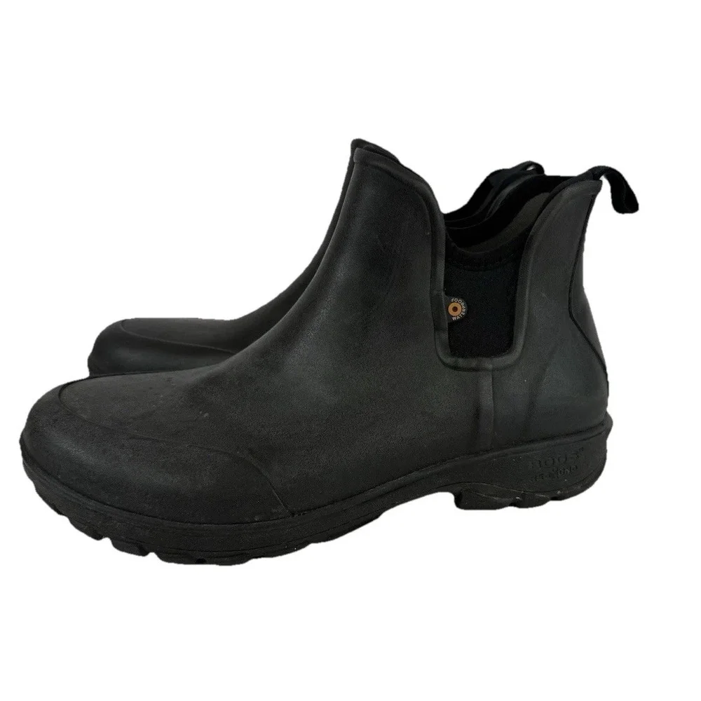 BOGS Men's Sz 9 Sauvie Slip On Insulated Waterproof Rain Boot Black 72208-001